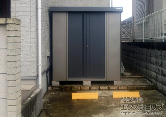 千葉県上田市のイナバの物置・収納・屋外倉庫 エスケーセブン SK7-50 一般型（SK7-50）＋オプション棚板 施工例