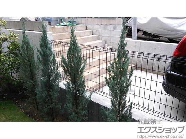 東京都八王子市のYKKAPのフェンス・柵 ハイグリッドフェンスUF8型 フリーポールタイプ 施工例