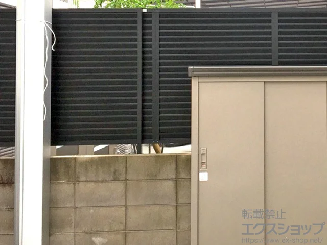 兵庫県大津市のYKKAPのフェンス・柵 プレスタフェンス 8型 横ルーバー フリーポールタイプ 施工例