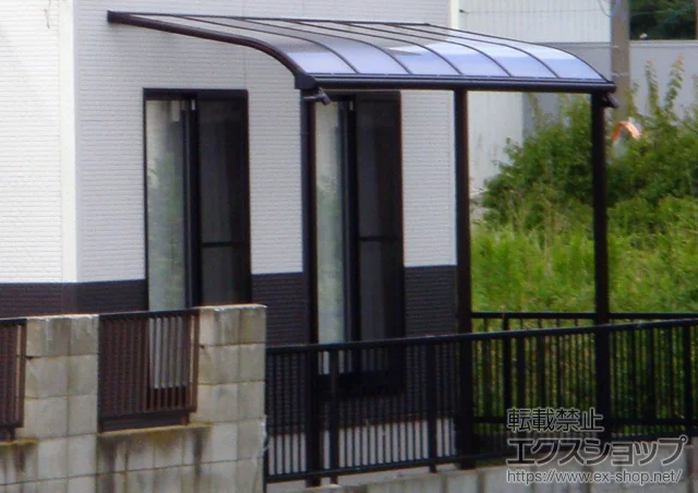 茨城県神栖市のValue Selectのテラス屋根、カーポート プレシオステラス R型 テラスタイプ 連棟 積雪〜20cm対応 施工例