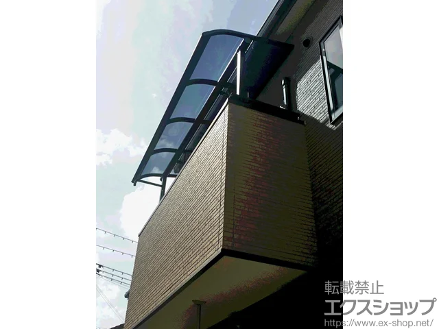 兵庫県神戸市のYKKAPのバルコニー・ベランダ屋根 プレシオステラス R型 屋根タイプ 単体 積雪〜20cm対応 施工例