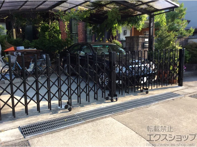 愛知県横浜市のの門扉、カーゲート トリップゲート RC型 ノンレール 両開き 施工例