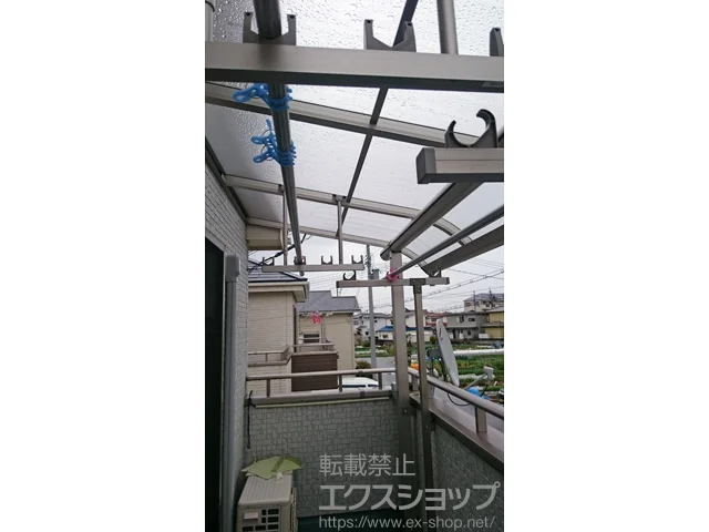 兵庫県川口市ののカーポート、バルコニー・ベランダ屋根 ヴェクターテラス R型 屋根タイプ 単体 積雪〜20cm対応 施工例
