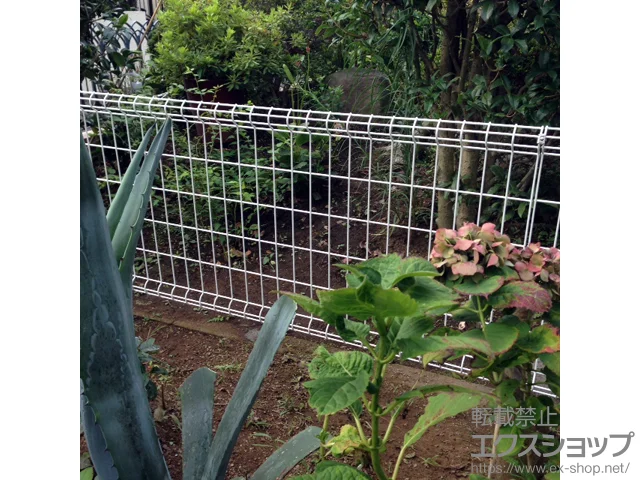 神奈川県横浜市のYKKAPのフェンス・柵 ハイグリッドフェンスUF8型 フリーポールタイプ 施工例