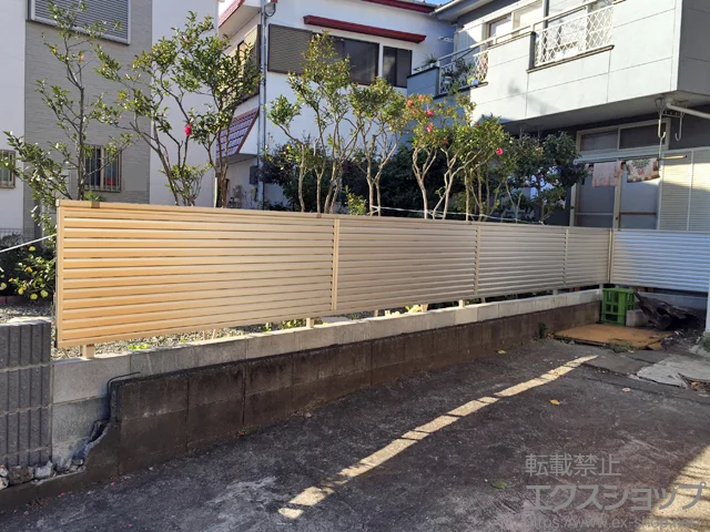 埼玉県座間市のYKKAPのフェンス・柵 レスティナフェンス5型 自由柱施工 施工例