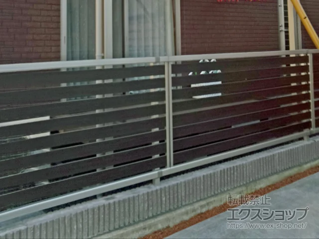 静岡県藤枝市のYKKAPのフェンス・柵 ルシアスフェンスF04型 自由柱 施工例