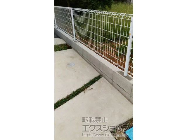 千葉県町田市のLIXIL リクシル(TOEX)のフェンス・柵 イーネットフェンス1F型 自由柱＜水平地＞ 施工例