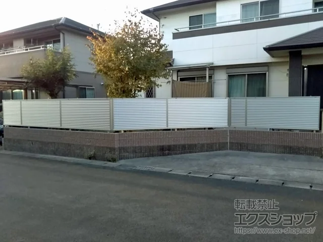 加須市のValue Selectのフェンス・柵 ミエーネフェンス 目隠しルーバータイプ 自由柱施工 施工例