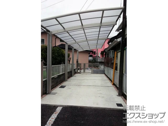 神奈川県西宮市のYKKAPのカーポート レイナポートグラン 縦連棟 積雪〜20cm対応 施工例