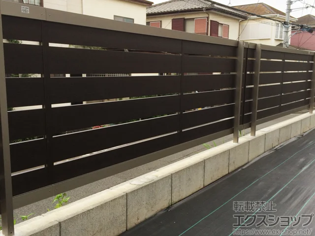 千葉県熊本市のValue Selectのフェンス・柵 ジオーナフェンス YS型 マテリアルカラー フリーポールタイプ 施工例
