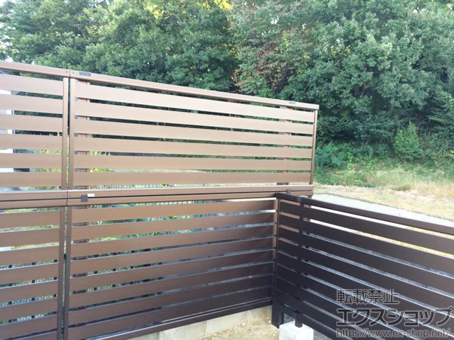 福島県鎌ケ谷市のの門扉、フェンス・柵 エクスラインフェンス23型 2段支柱 施工例