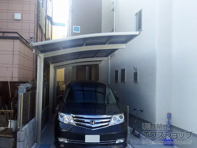 東京都太田市のYKKAPのカーポート レイナポートグラン 延長　積雪〜20cm対応 施工例