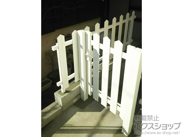 神奈川県北九州市のYKKAPの門扉 【特注】ララミー 2型 片開き 門柱タイプ 施工例