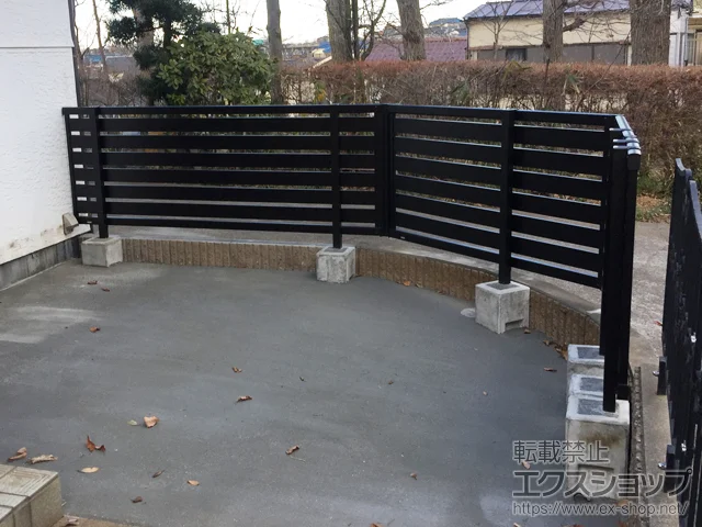 埼玉県富士見市のValue Selectのフェンス・柵 モクアルフェンス 横板タイプ 自由柱 施工例