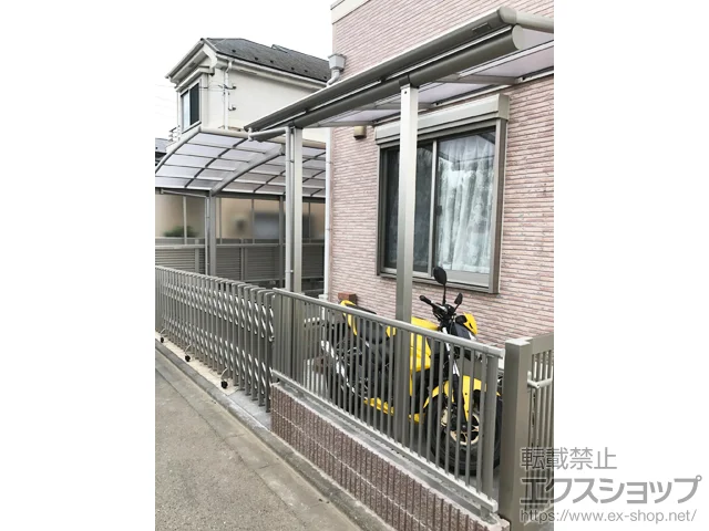 神奈川県国分寺市のYKKAPのカーゲート レイオス3型 ノンレール 片開き 54S 施工例
