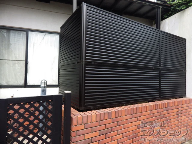 東京都町田市のValue Selectのフェンス・柵 ミエーネフェンス 目隠しルーバータイプ 2段支柱 施工例