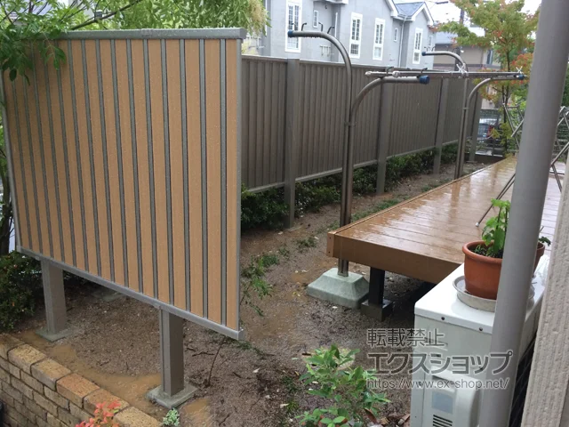 福岡県八王子市のYKKAPのフェンス・柵 ルシアスフェンスF01型 たて目隠しタイプ 2段支柱 施工例
