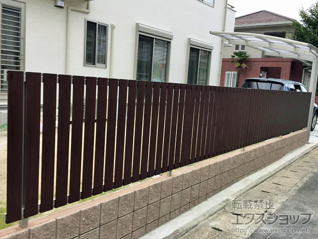 福岡県横浜市のLIXIL(リクシル)のフェンス・柵 ルシアスフェンスH01型 たて板格子 自由柱 施工例