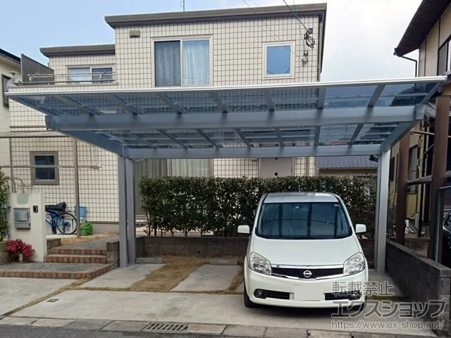 福岡県広島市のYKKAPのカーポート エフルージュツインEX 後方支持タイプ 積雪〜20cm対応 施工例