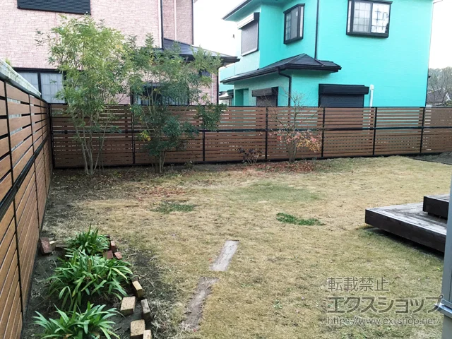 千葉県熊本市のYKKAPのフェンス・柵 モクアルフェンス 横板タイプ 2段支柱 自立建て用（パネル2段） 施工例