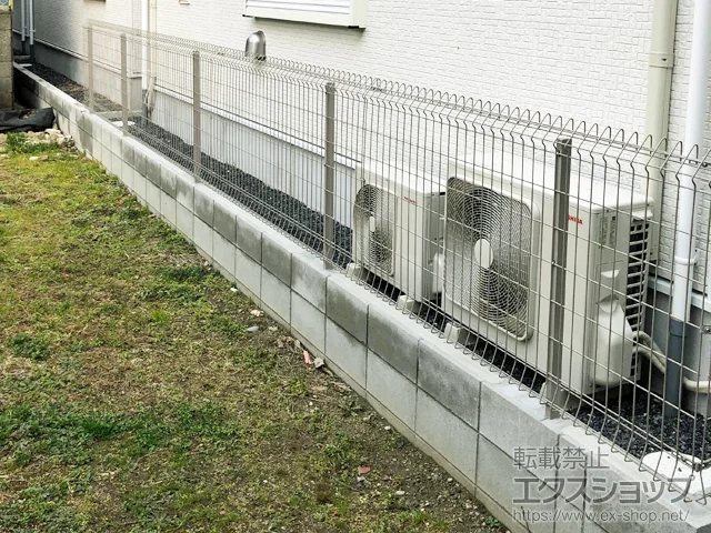 大阪府さいたま市のValue Selectのフェンス・柵 メッシュフェンス G10-R 施工例