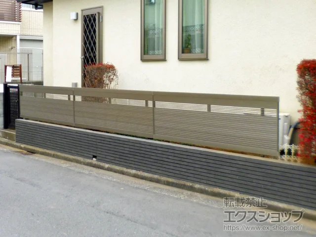 埼玉県上尾市の三協アルミのフェンス・柵 ニュービラフェース5型 フリー支柱タイプ 施工例