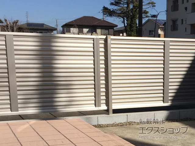 千葉県横浜市のValue Selectのフェンス・柵 ミエーネフェンス 目隠しルーバータイプ 施工例