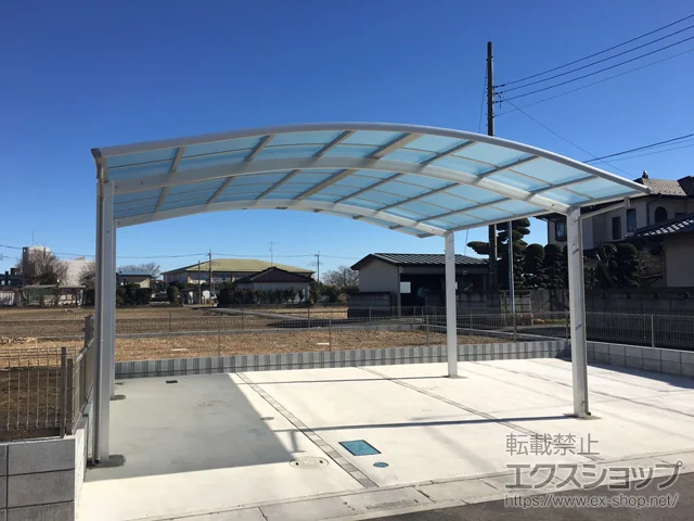 埼玉県久喜市のYKKAPのカーポート レイナツインポートグラン　積雪〜20cm対応 施工例