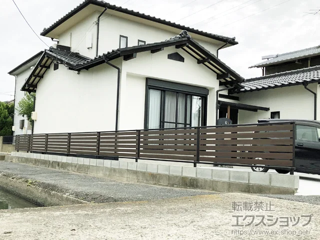 岡山県横浜市のValue Selectのフェンス・柵 モクアルフェンス 横板タイプ 自由柱施工 施工例