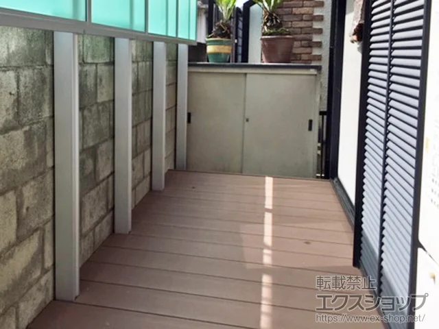 神奈川県横浜市のYKKAPのフェンス・柵、ウッドデッキ リウッドデッキ 200 施工例