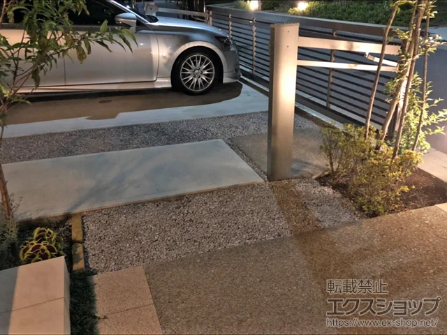 埼玉県甲府市のLIXIL リクシル(TOEX)のカーゲート ワイドオーバードアS1型 手動式 施工例