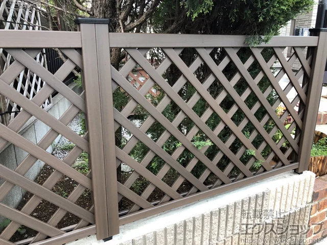 千葉県横浜市のValue Selectのフェンス・柵 プラウディA型 間仕切り支柱タイプ 施工例