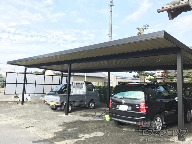 愛知県清須市のLIXIL リクシル(トステム)のカーポート テリオスポートIII 900 4台用 横連棟 角柱6本柱 積雪〜30cm対応 施工例