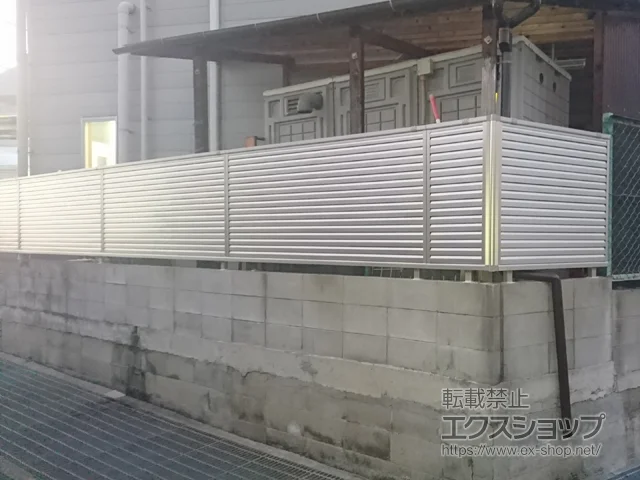 大阪府堺市の積水樹脂(セキスイ)のフェンス・柵 ミエーネフェンス 目隠しルーバータイプ 自由柱施工 施工例