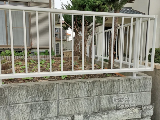 神奈川県横須賀市のValue Selectのフェンス・柵 ミエッタフェンス 防犯たて格子タイプ 自由柱施工 施工例