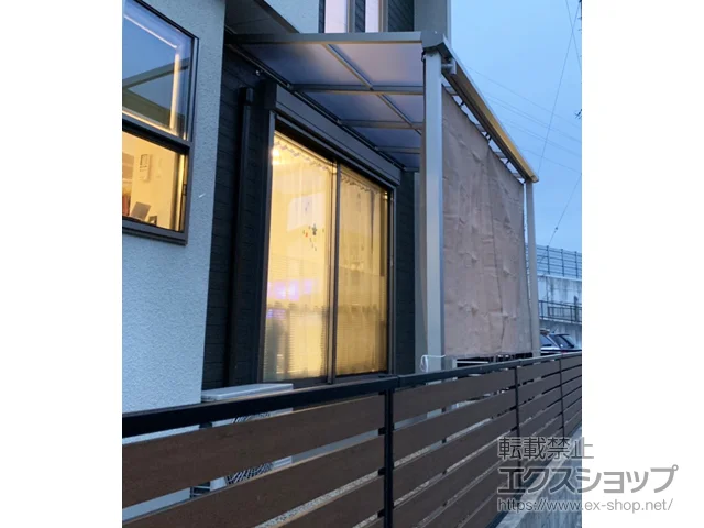 三重県倉敷市のValue Selectのテラス屋根 ソラリア F型 テラスタイプ 単体 積雪〜20cm対応 施工例