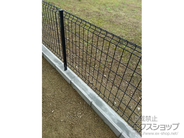 長崎県富士宮市のLIXIL リクシル(TOEX)のフェンス・柵 ハイグリッドフェンスUF8型 フリーポールタイプ 施工例