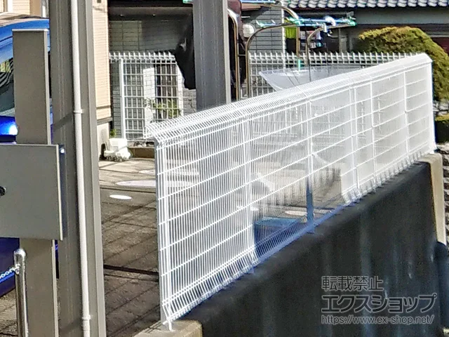 大阪府竹原市のLIXIL リクシル(TOEX)のフェンス・柵 メッシュフェンスG10-R 施工例