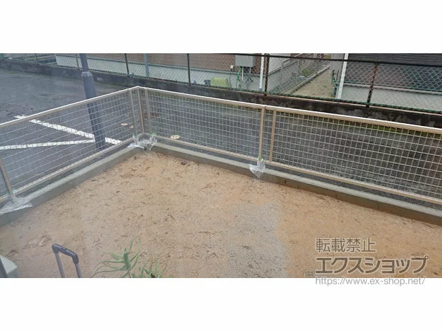 熊本県岩国市のLIXIL リクシル(TOEX)のフェンス・柵 シンプレオフェンスM2型 縦井桁メッシュ 自由柱施工 施工例