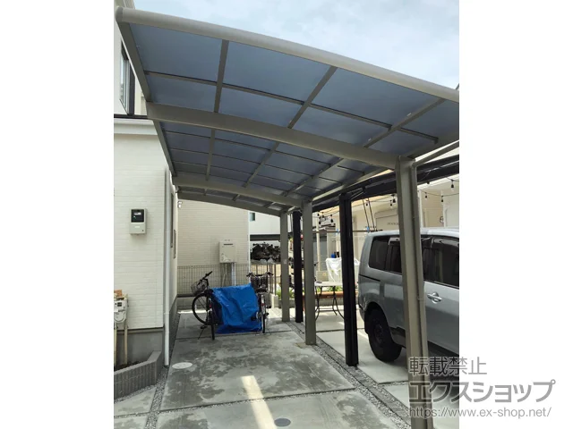 東京都羽曳野市のValue Selectのカーポート ネスカR (ラウンドスタイル) 延長 積雪〜20cm対応 施工例