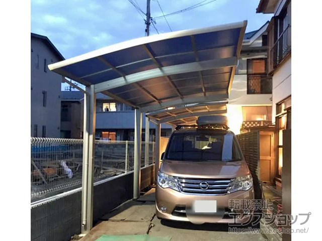 埼玉県宝塚市のYKKAPのカーポート プレシオスポート 積雪〜20cm対応 施工例