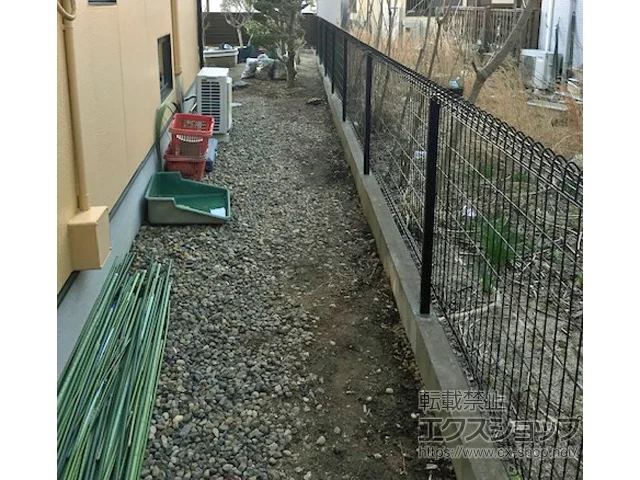 福島県横浜市のLIXIL(リクシル)のフェンス・柵 メッシュフェンス G10-R 自由柱 施工例