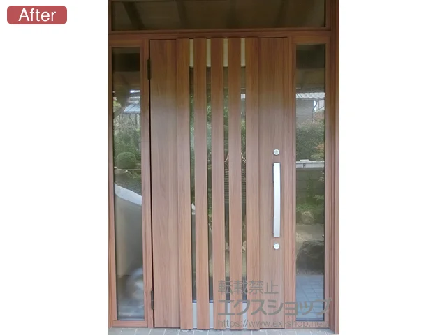 奈良県土佐市のLIXIL リクシル（トステム）の玄関ドア リシェント玄関ドア3 断熱K4仕様 両袖仕様(ランマ付)L M27型 施工例