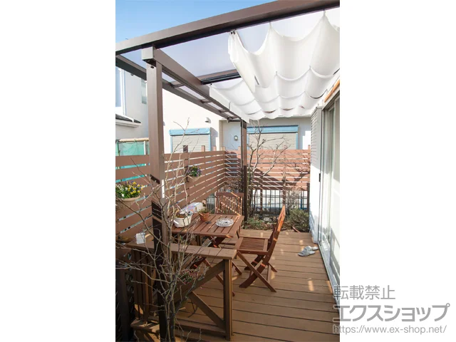 神奈川県橿原市のYKKAPのテラス屋根 サザンテラス (フレーム仕様) テラスタイプ 単体 積雪〜20cm対応 施工例