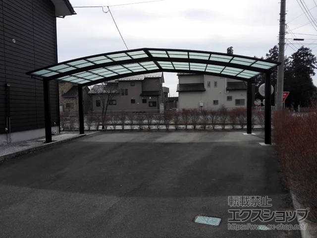 茨城県海南市のYKKAPのカーポート レイナトリプルポートグラン　積雪〜20cm対応 施工例