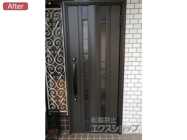 千葉県姫路市のLIXIL リクシル（トステム）の玄関ドア リシェント玄関ドア3 アルミ仕様 手動 片開き仕様(ランマ無)R C14N型 施工例