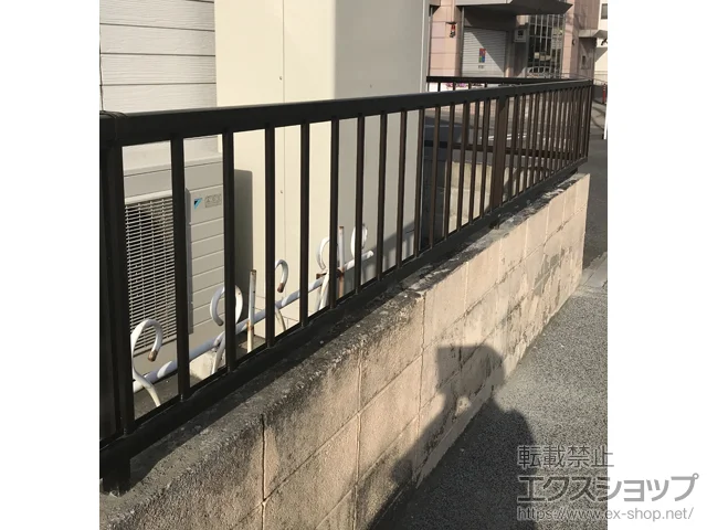 福島県名古屋市のLIXIL(リクシル)のフェンス・柵 ミエッタフェンス 防犯たて格子タイプ 自由柱施工 施工例