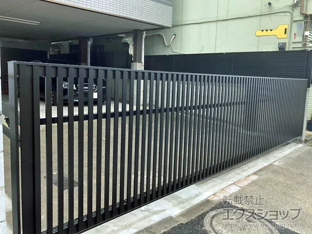 東京都横浜市のの門扉、カーゲート ワイドオーバードアS4型 電動式 施工例