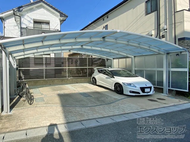 愛知県西東京市のValue Selectのフェンス・柵 ルシアスフェンスF04型 横板 木目カラー 2段支柱 自立建て用 施工例