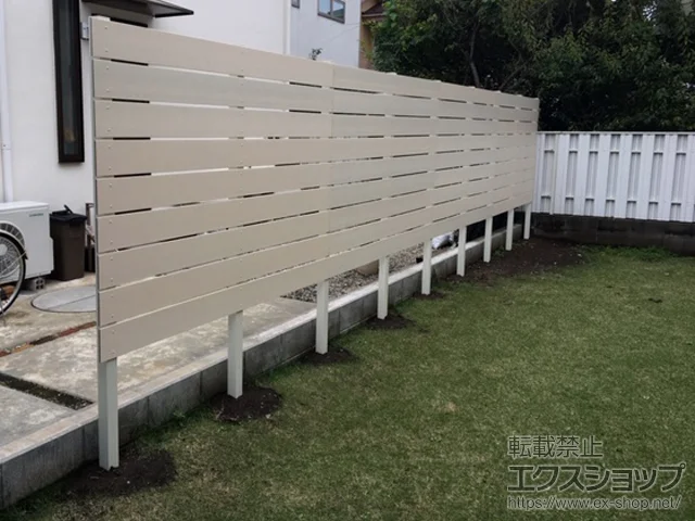 神奈川県藤沢市のグローベンのフェンス・柵 プラドフェンス Ｗ8000 Ｈ1800 9段 隙間10mm ジョイントなし仕様 施工例